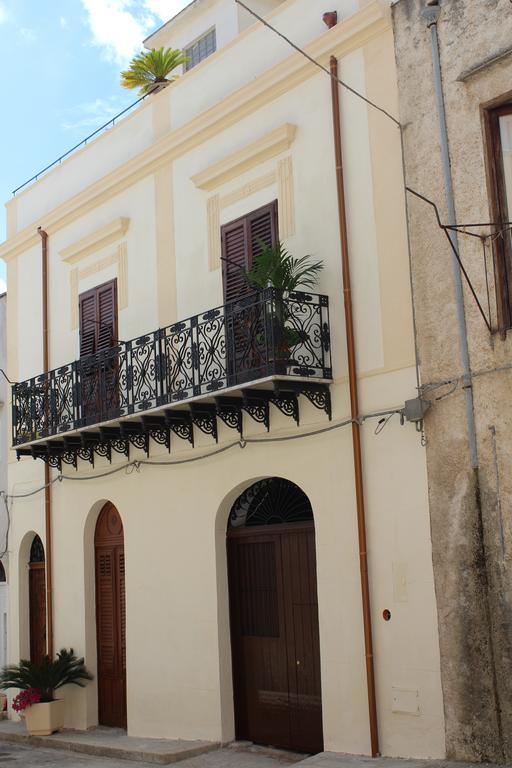 Apartamento Palazzo Taormina Castellammare del Golfo Exterior foto