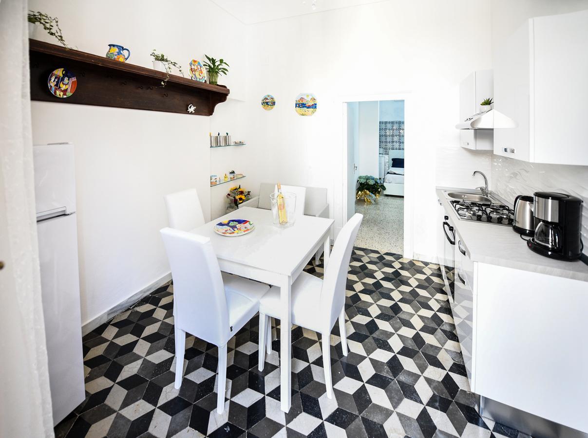 Apartamento Palazzo Taormina Castellammare del Golfo Exterior foto