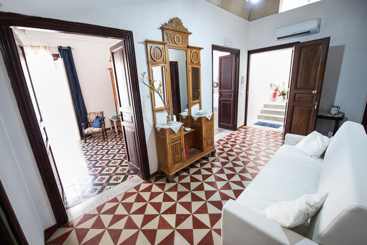 Apartamento Palazzo Taormina Castellammare del Golfo Exterior foto